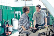 Does My Car Have A Carburetor Or Electronic Fuel Injection System?